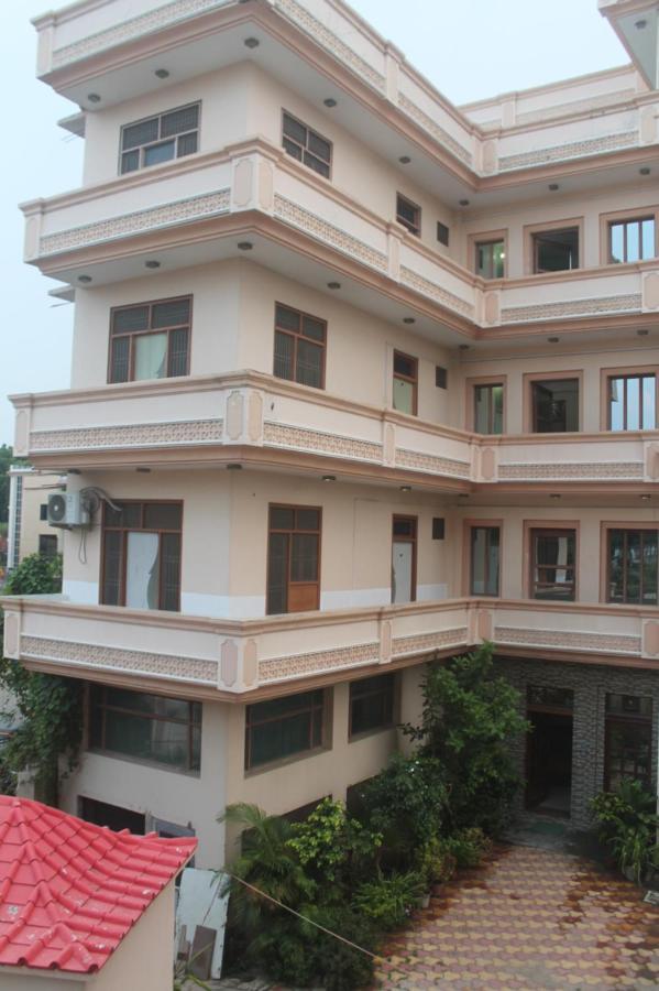 Hotel Haifa Varanasi Eksteriør billede
