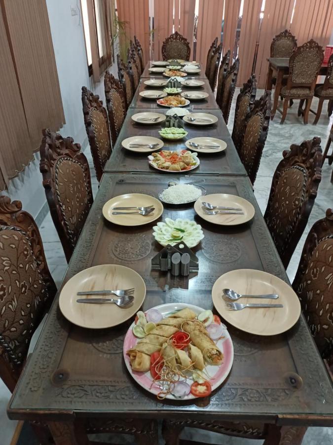 Hotel Haifa Varanasi Eksteriør billede